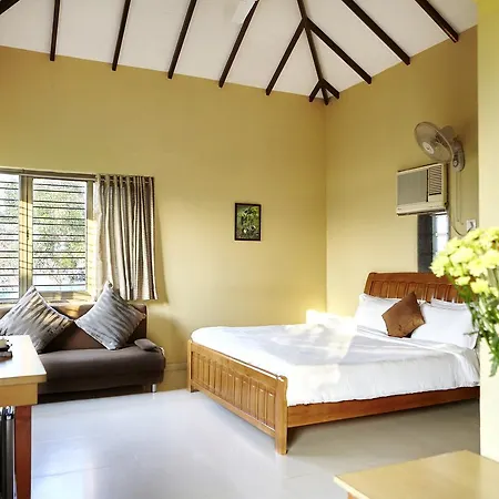Savana Lake Resort Nashik Exterior photo